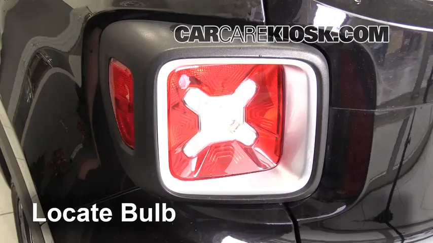 2016 Jeep Renegade Limited 2.4L 4 Cyl. Luces
